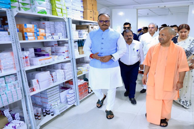 मरीजों को मिलेगी 24 घंटे दवाएं और सर्जिकल उपकरण