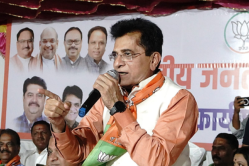 मालेगांव मामले पर भाजपा ने कांग्रेस को लिया आड़े हाथ, कहा- राहुल और सोनिया
हिंदुओं से मांगे माफी - image