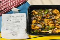 ऑनलाइन ऑर्डर किए पनीर की जगह मिला चिकन; खाने के बाद एक के बाद एक उल्टियां, FIR
दर्ज - image