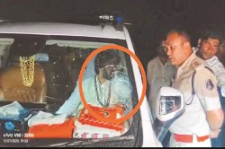 MLA गुरु खुशवंत साहेब की गाड़ी पर हमला, हाथ में लगी चोट, टूटे कार के शीशे, देखें
वीडियो - image