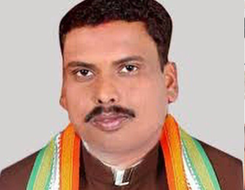 MLA Omkar Singh Markam's allegation of extortion in transfers in MP
