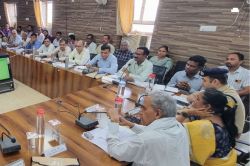 Smart Meter: सांसद ने उठाया स्मार्ट मीटर का मामला, बोले- फायदे की चीज है तो
अफसरों के घर से हो शुरुआत - image