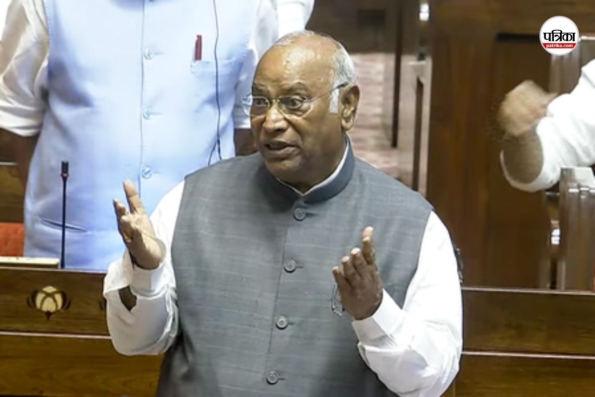 ‘पहलगाम हमले से तीन दिन पहले PM मोदी ने अपना दौरा क्यों रद्द किया’, संसद में
मल्लिकार्जुन खरगे ने पूछा सवाल