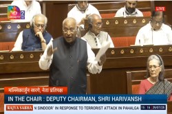 अगर PM मोदी में सुनने की क्षमता नहीं है तो वह कुर्सी… सदन में ऐसा क्यों बोले
खड़गे, नेहरू की ‘जनता नीति’ के बारे में कही ये बात - image