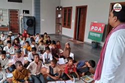 UP News : सहारनपुर के इस स्कूल में A फॉर अखिलेश और D फॉर डिम्पल यादव पढ़ रहे
बच्चे! - image