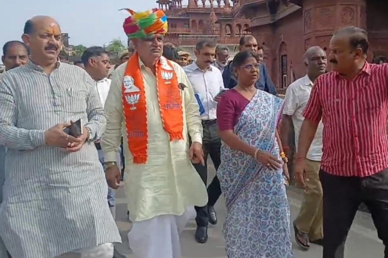 Minister Jhabar Singh Kharra