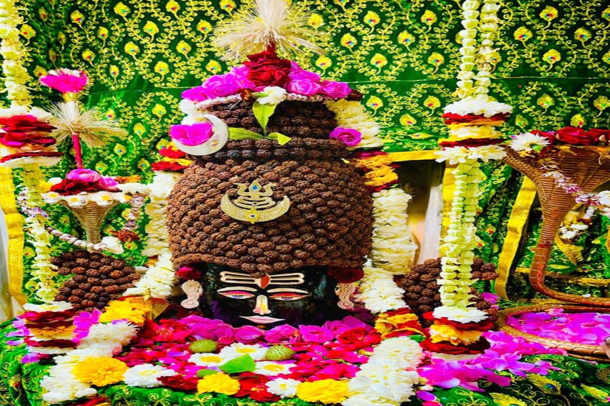 जहां देवता करते हैं सभा, न्याय की गद्दी पर बैठते हैं स्वयं नीलकंठ महादेव