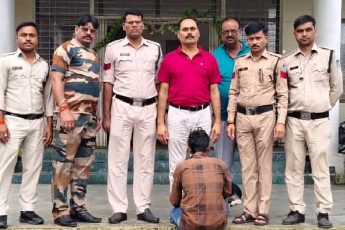 छात्रा का अपहरण करने वाला महाराष्ट्र से गिरफ्तार