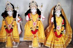मंदिरों में एकादशी पर हुआ विशेष श्रृंगार - image