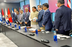 MP के बच्चों को मिलेगी स्पेनिश फुटबॉल की कोचिंग, खोला जाएगा एक्सीलेंस सेंटर,
युवाओं में मिलेगी ट्रेनिंग - image