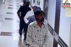 चंदन मिश्रा मर्डर केस का मुख्य आरोपी तौसीफ बादशाह हिरासत में, CCTV में दिखे सभी
शूटरों की हुई पहचान - image