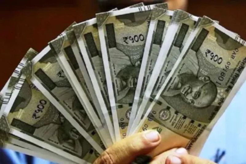 तकनीकी गड़बड़ी से हितग्राही परेशान! KYC अपडेट के बाद भी पेंशन राशि अटकी, रोज़ मिल रही 7 शिकायतें(photo-patrika)