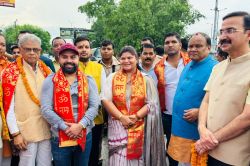 29 वर्षों की परंपरा : हर-हर महादेव के जयघोष से गूंजा जोगीनवादा, बनखंडीनाथ मंदिर
से कांवड़ियों का महासैलाब रवाना - image