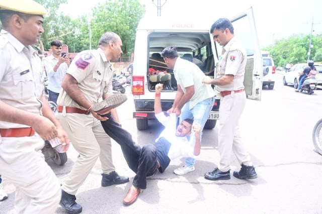 Protest in JNVU