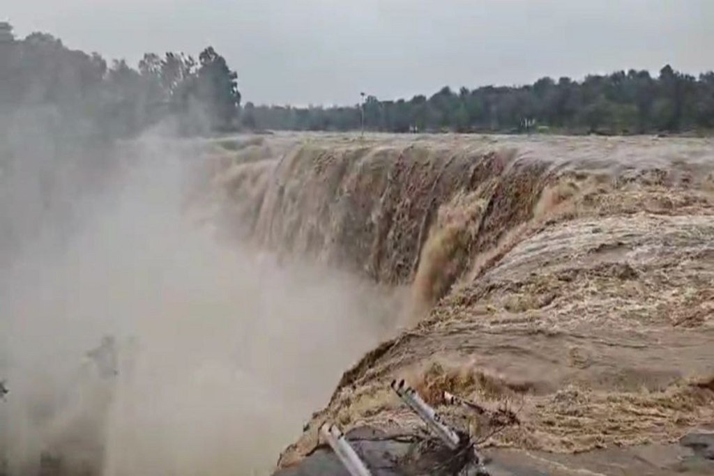 REcord break rain in Koria