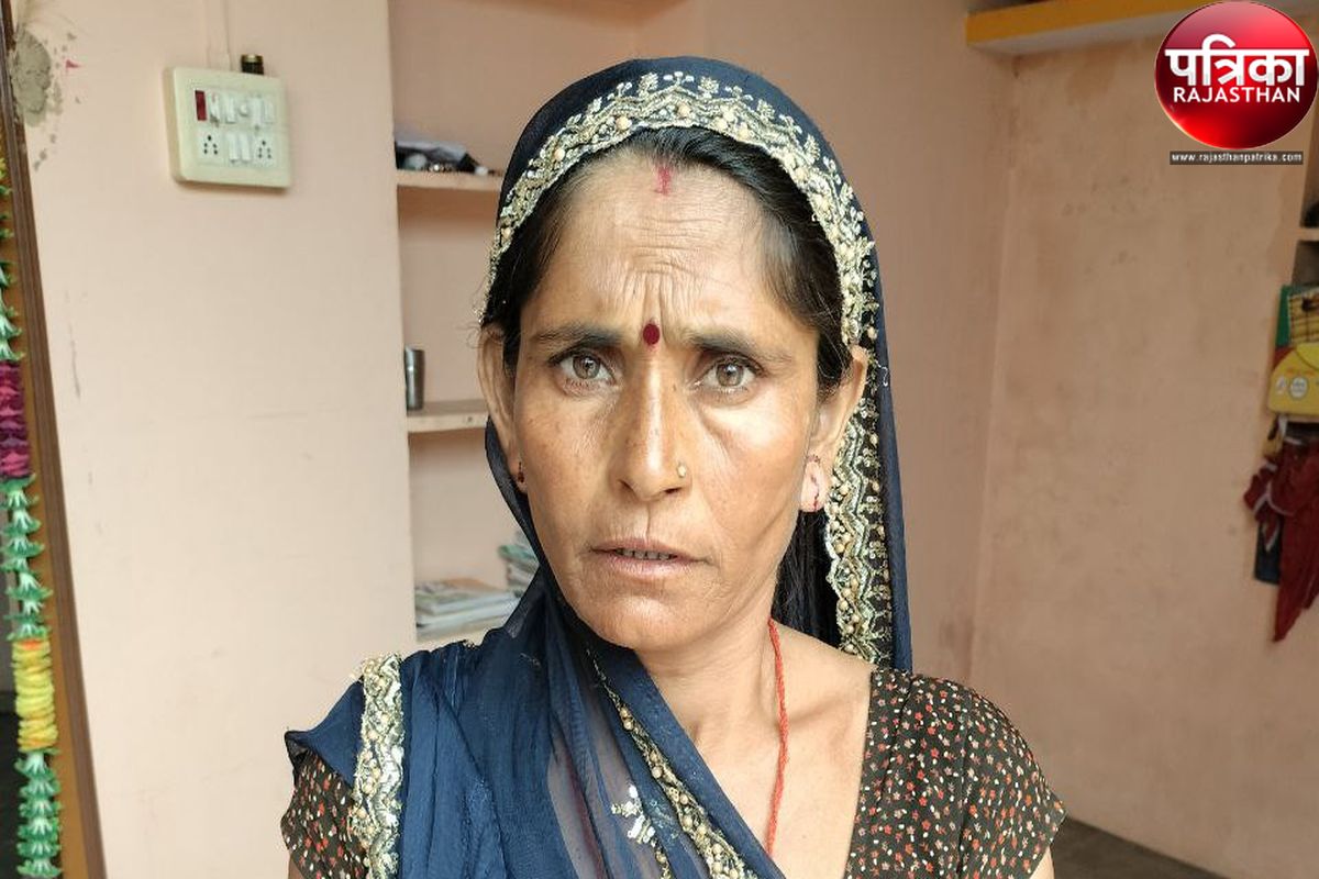 Pali News : घर में सो रही महिला से लूट: लुटेरों ने लाठी से धमकाकर छीने सोने के
टोपस, पुलिस कर रही तलाश