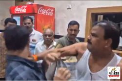 कैंटीन कर्मचारी को पिटना पड़ गया महंगा, शिवसेना के ‘मुक्केबाज’ विधायक के खिलाफ
दर्ज होगा केस - image