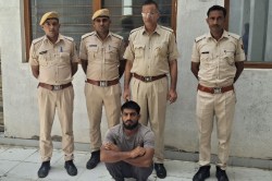 Rajasthan: सरदारशहर में सुलझी पिता की हत्या की गुत्थी, बेटे ने ही किया कांड;
सामने आई चौंकाने वाली वजह - image