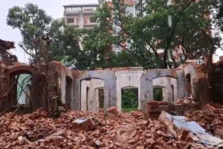 Satyajit Ray's house in trouble