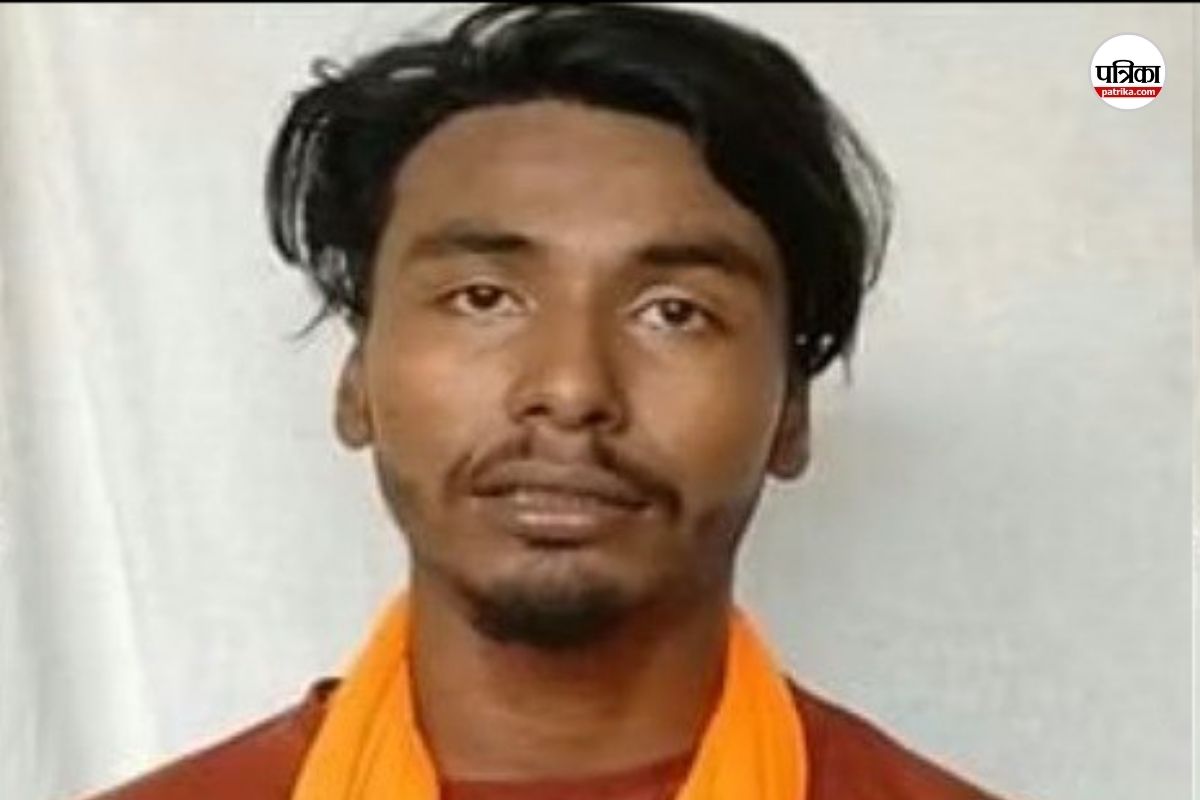 UP News : कांवड़ लाने वाले शाकिर को परिवार वालों की धमकी, शिव पूजा नहीं छोड़ी तो
कर देंगे हत्या !
