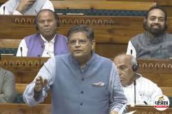 शशि थरूर के मौन व्रत पर आई BJP की चुटीली प्रतिक्रिया, कहा- कांग्रेस में कई नेता
जो… - image