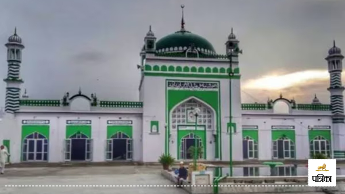 Sambhal Jama Masjid: शिव सैनिकों ने किया ऐलान, संभल जामा मस्जिद में करेंगे
जलाभिषक, प्रशासन अलर्ट