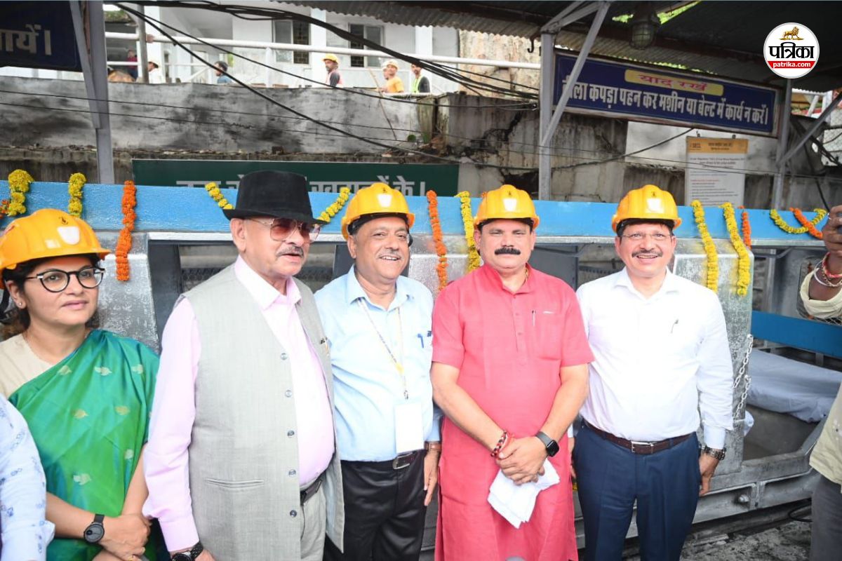 Union state coal minister: केंद्रीय कोयला एवं खान राज्यमंत्री पहुंचे कोरिया,
SECL का पहला लेडीज बायोटॉयलेट शुरु, कही ये बातें…