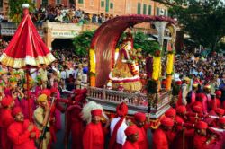 Teej 2025: जयपुर में निकलेगी तीज माता की शाही सवारी, महिला पंडित करेंगी पूजा,
जानें इस साल क्या होगा खास - image