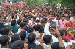 Karni Sena प्रमुख पर एफआईआर को लेकर बवाल, पुलिस ने चलाया वाटर कैनन - image