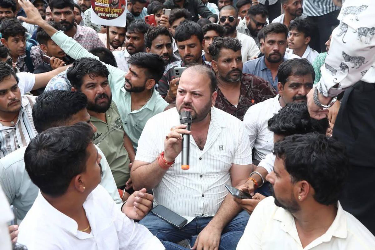 करणी सेना के राष्ट्रीय अध्यक्ष गिरफ्तार, आज कोर्ट में पेश करेगी पुलिस