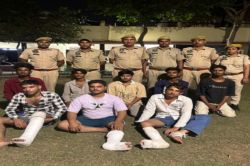 Vipin Murder Case: दबदबा बढ़ाने के लिए और रंजिश में 14 बार चाकू घोंपकर किया 22
साल के विपिन का मर्डर, हिस्ट्रीशीटर अनस समेत 8 गिरफ्तार - image