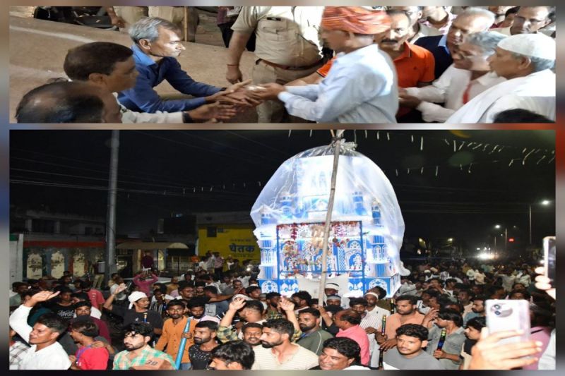 Tajias were taken out with mourning tunes, and drinks were served in Karbala