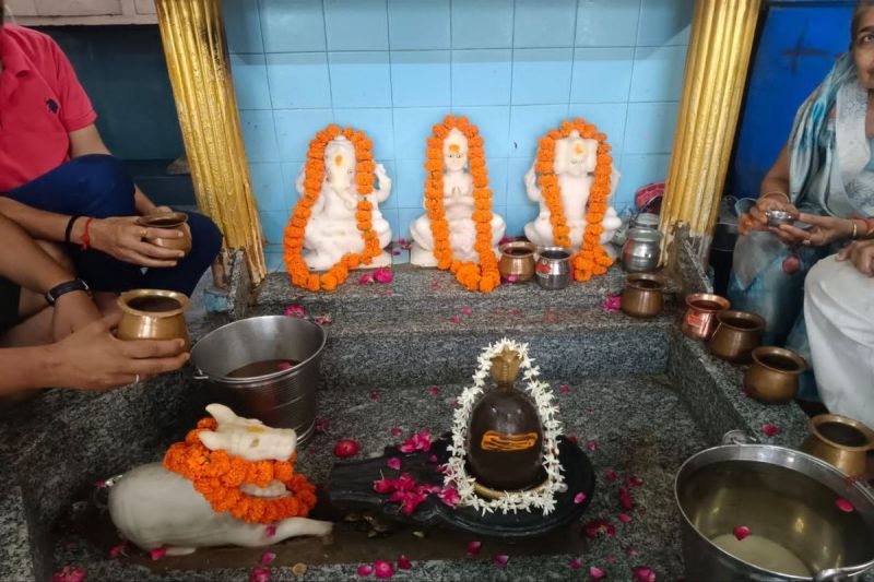 Today Mahabhishek will be done with 21 thousand liters of Ganga water in Balaji temple