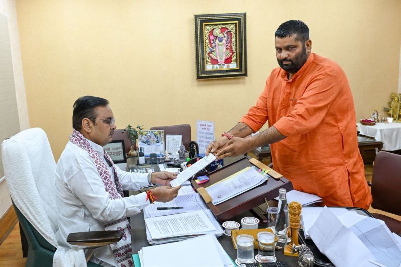 Jindal is doing illegal mining in Suras and Mahua Khurd