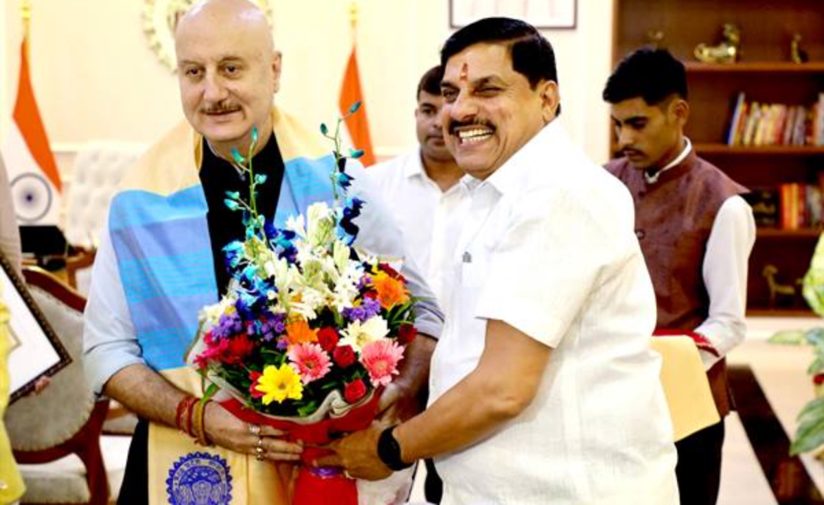 MP CM Mohan Yadav arrived to watch a movie with actor Anupam Kher