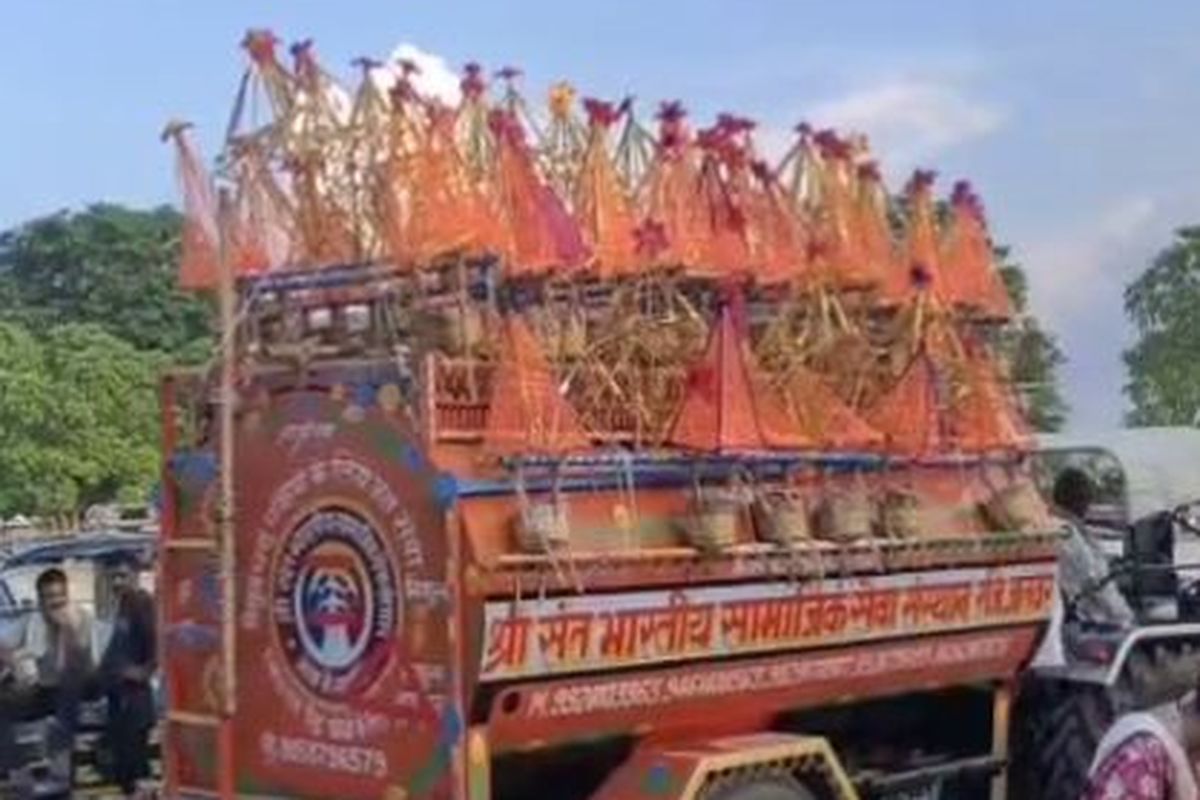VIDEO: हरिद्वार से आया गंगाजल, कावड़ लाने में असमर्थ भक्त कर सकेंगे जलाभिषेक 