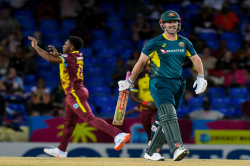 WI vs AUS: ग्लेन मैक्सवेल के तूफान में उड़ा वेस्ट इंडीज, ऑस्ट्रेलिया ने तीन विकेट
से हरा सीरीज में बनाई 4-0 से अजेय बढ़त - image