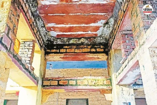 Baran School Lab Room Collapsed