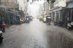 VIDEO: अलवर में उमस भरे मौसम के बाद राहत की बारिश - image