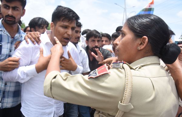 Demand for student union elections