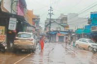 CG Weather: लगातार तीन दिनों से बारिश जारी, मौसम विभाग ने जारी किया ऑरेंज अलर्ट