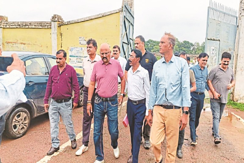 CG News: अब भिलाई में होगा अंतरराष्ट्रीय क्रिकेट मैच, रविशंकर स्टेडियम को बीसीसीआई की टेक्निकल टीम की हरी झंडी