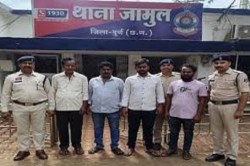 CG Crime: गर्भवती महिला के पेट में मारी लात, गर्भस्थ शिशु की मौत, चार आरोपी
गिरफ्तार - image