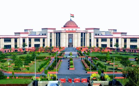 CG News: राज्य की प्रमोशन नीति सही, कोर्ट के आदेश के बाद प्राचार्य प्रमोशन का रास्ता साफ