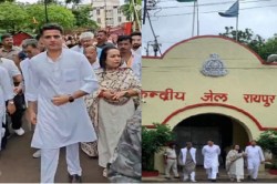 CG News: केंद्रीय जेल पहुंचे सचिन पायलट, चैतन्य बघेल से की मुलाकात, देखे वीडियो - image
