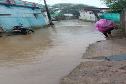 CG News: चपरीद के वार्ड क्र-3 में जल भराव की स्थिति, सड़कों से लेकर घरों तक भरा
पानी, पंचायत प्रतिनिधि क्यों नहीं सुनते शिकायत? - image