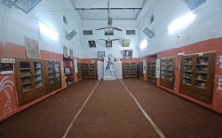 गांधी आश्रम से उठी ज्ञान की लौ, युवा चला रहे हैं गांधी बुक बैंक, हर जरूरतमंद को
किताबें मुफ्त - image