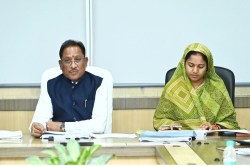 मुख्यमंत्री विष्णुदेव साय ने की महिला एवं बाल विकास विभाग की योजनाओं की समीक्षा,
कलेक्टरों को दिए ये निर्देश - image