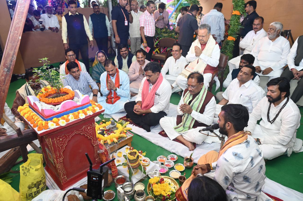 नक्सलवाद की रात अब ढल रही, बस्तर में विकास की नई सुबह हो रही: सीएम