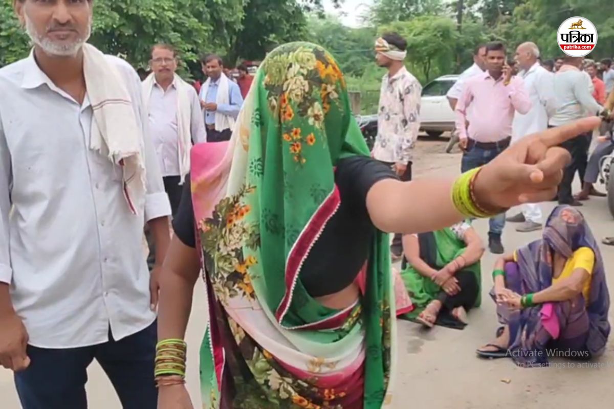भरतपुर में थाने में पोक्सो के आरोपी ने हवालात में लगाई फांसी, नाराज परिजनों ने
पुलिस पर लगाया आरोप
